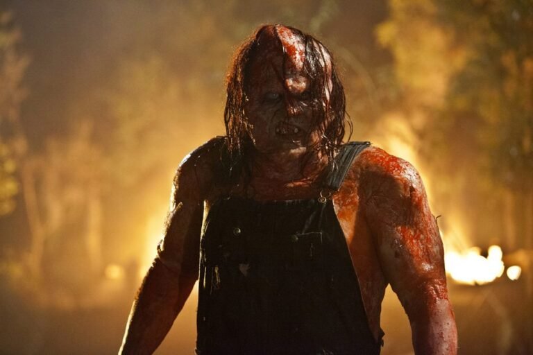 victor-crowley-hatchet